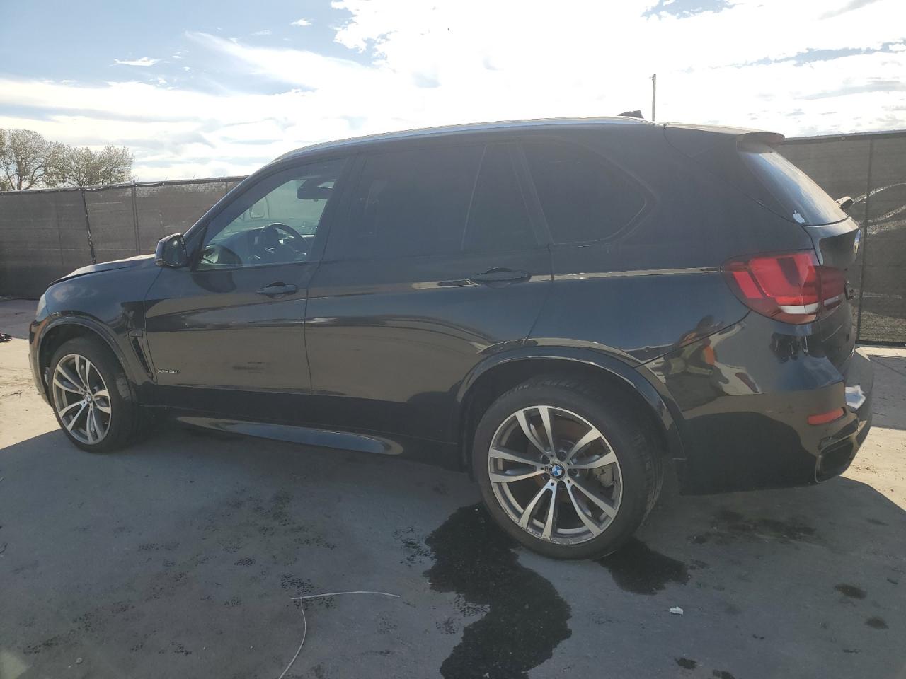 VIN 5UXKR6C5XG0J80332 2016 BMW X5 no.2