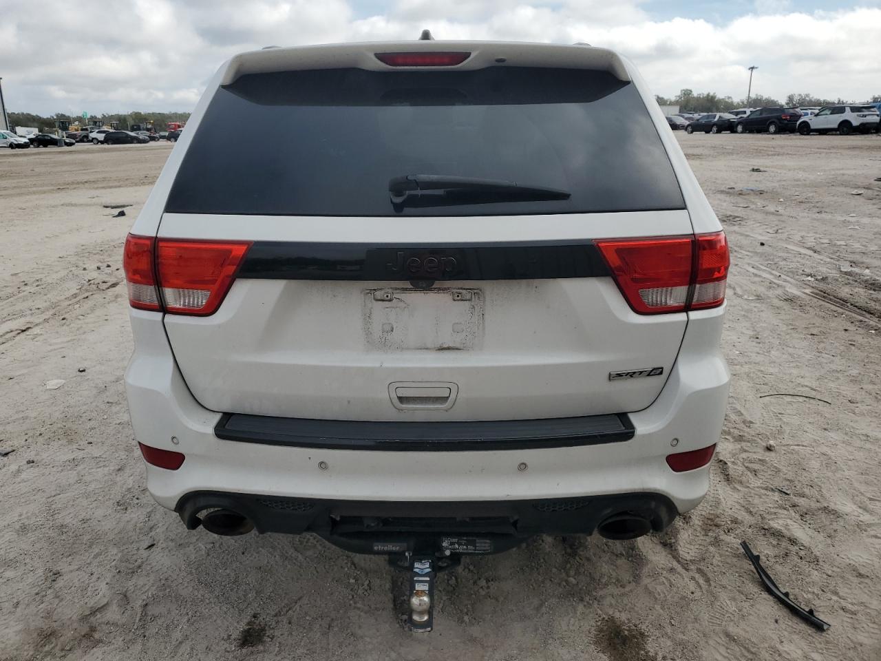 2013 Jeep Grand Cherokee - Image 6