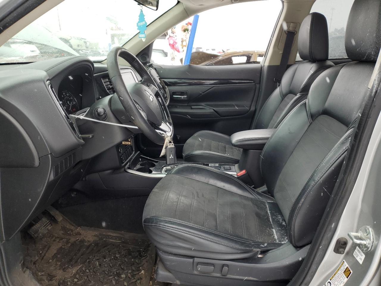2019 Mitsubishi Outlander - Image 7
