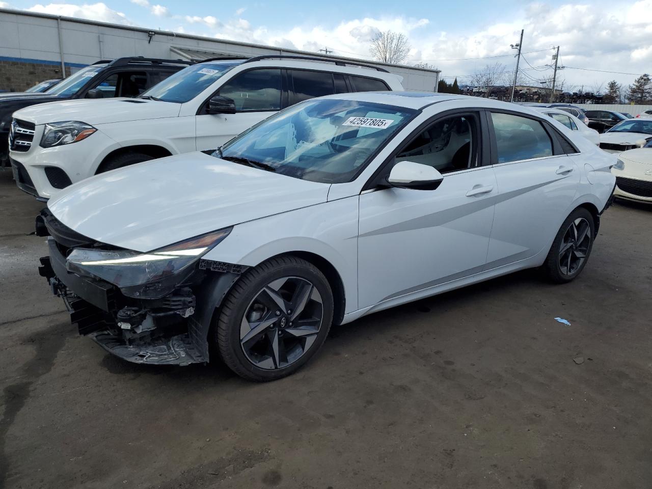 2021 Hyundai Elantra - Image 1