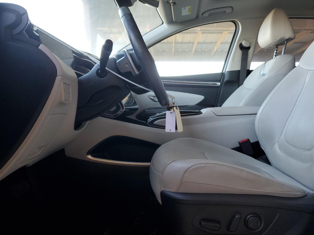 2022 Hyundai Tucson - Image 7