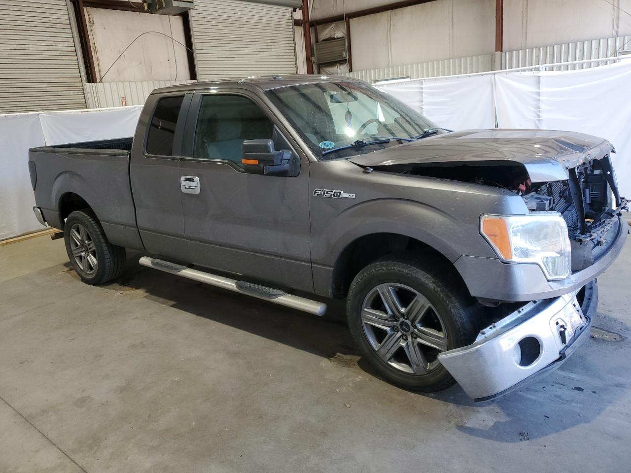 2014 Ford F-150 - Image 4