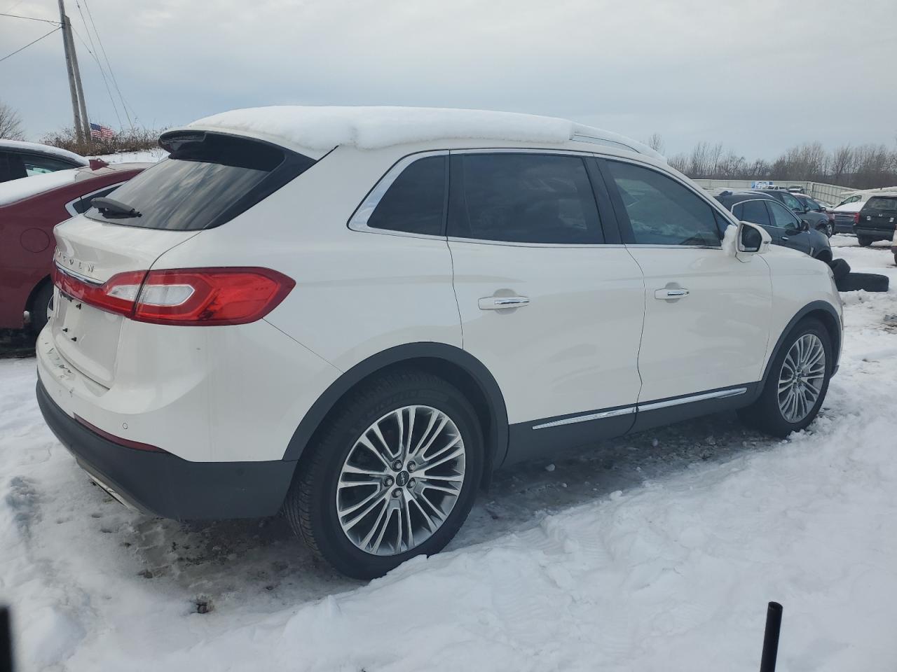 VIN 2LMTJ6LR8GBL53988 2016 LINCOLN MKX no.3