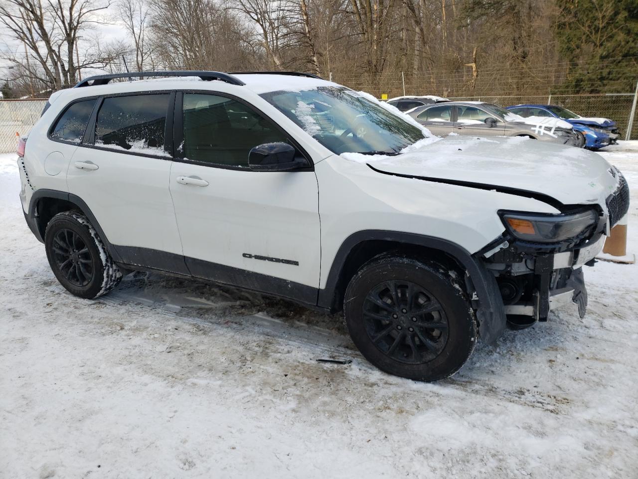 2023 Jeep Cherokee - Image 4