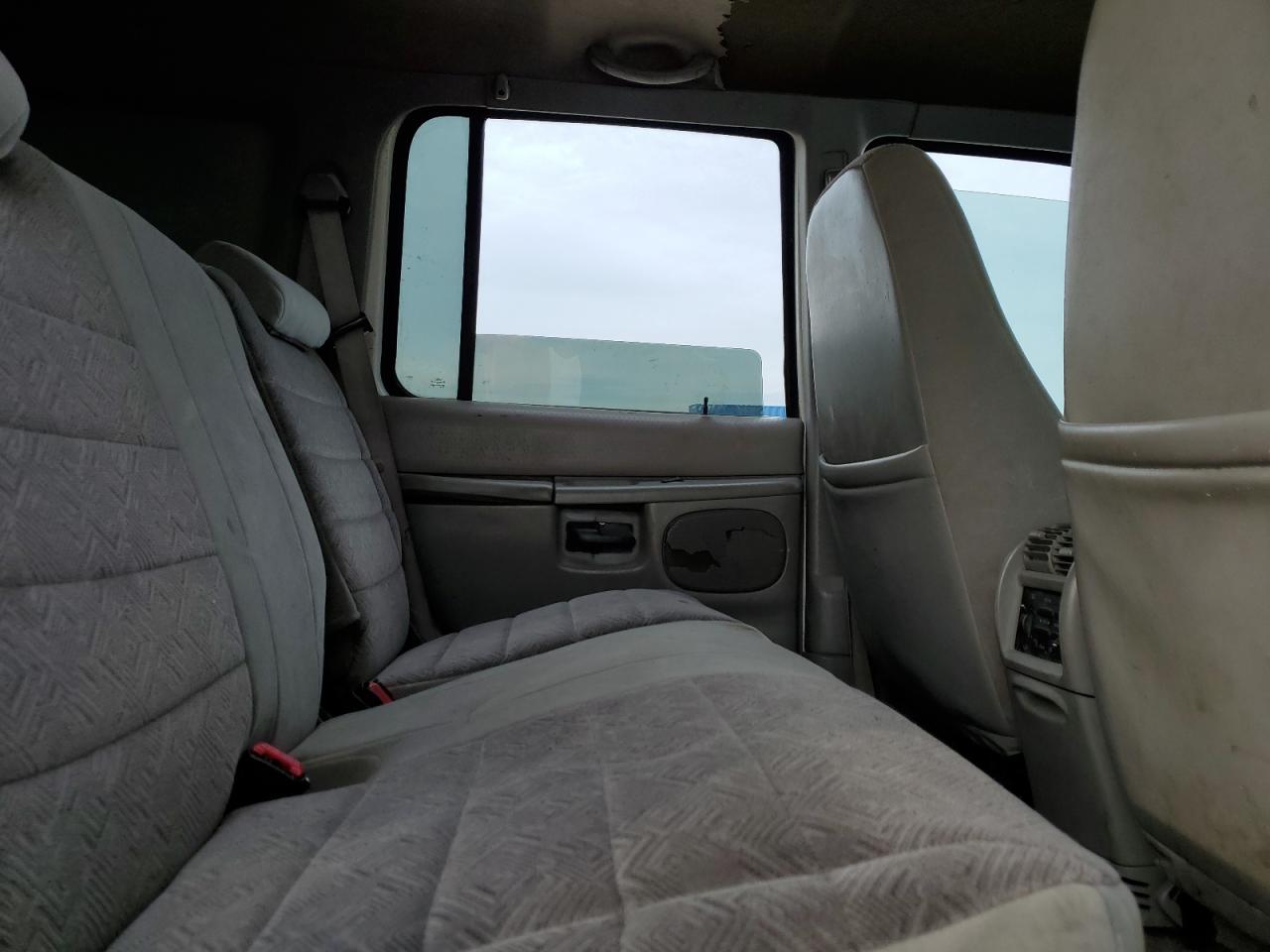 1998 Ford Explorer VIN: 1FMZU34E4WUB55537 Lot: 58365085