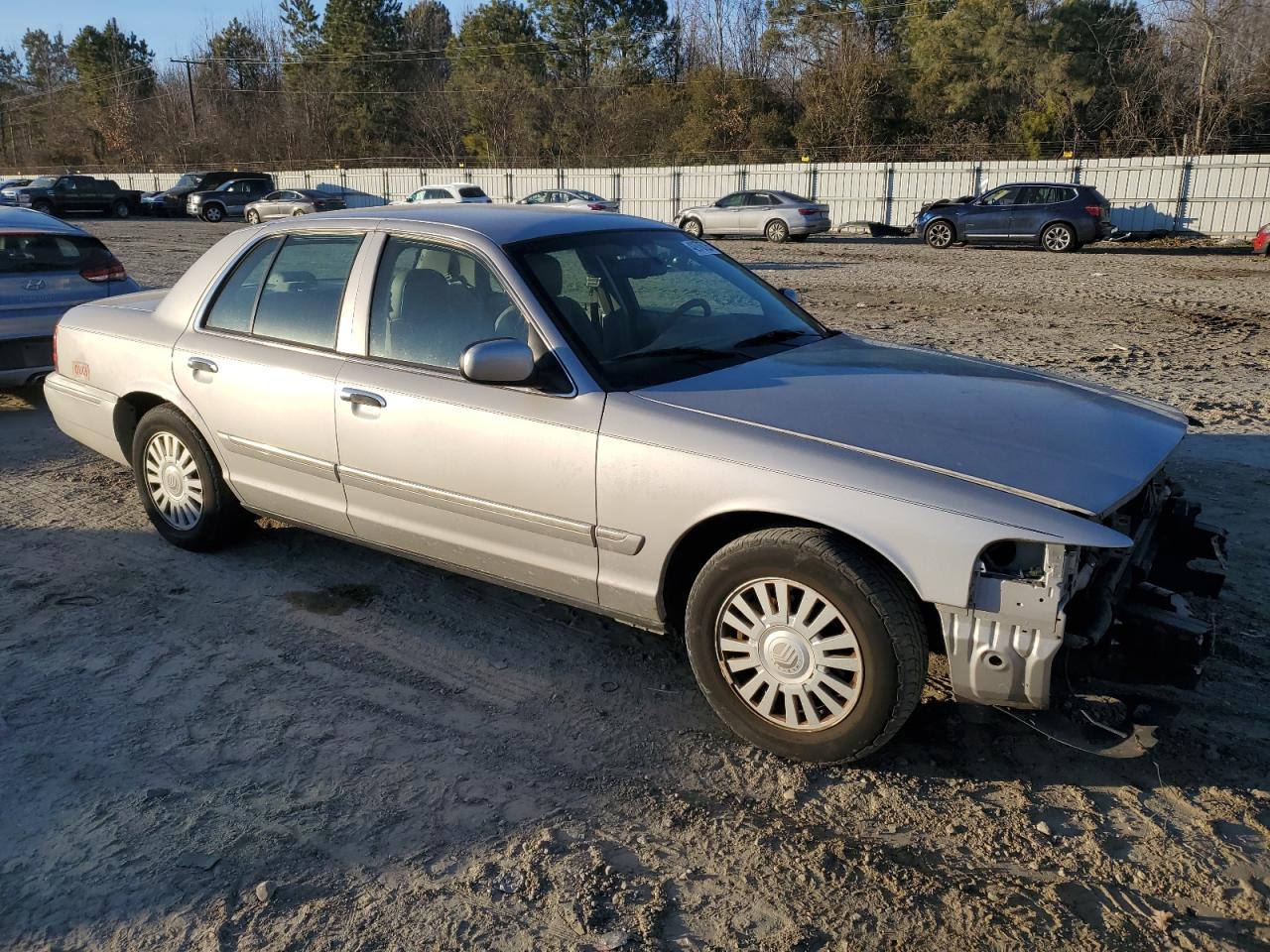 2007 Mercury Grand Marquis - Image 4