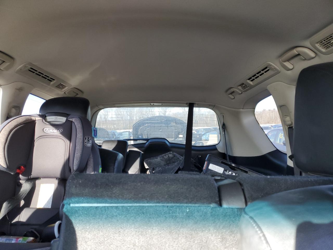 2014 Infiniti QX80 - Image 10