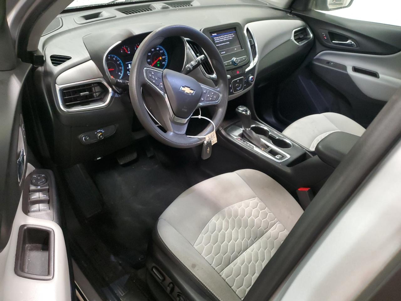 2020 Chevrolet Equinox - Image 8