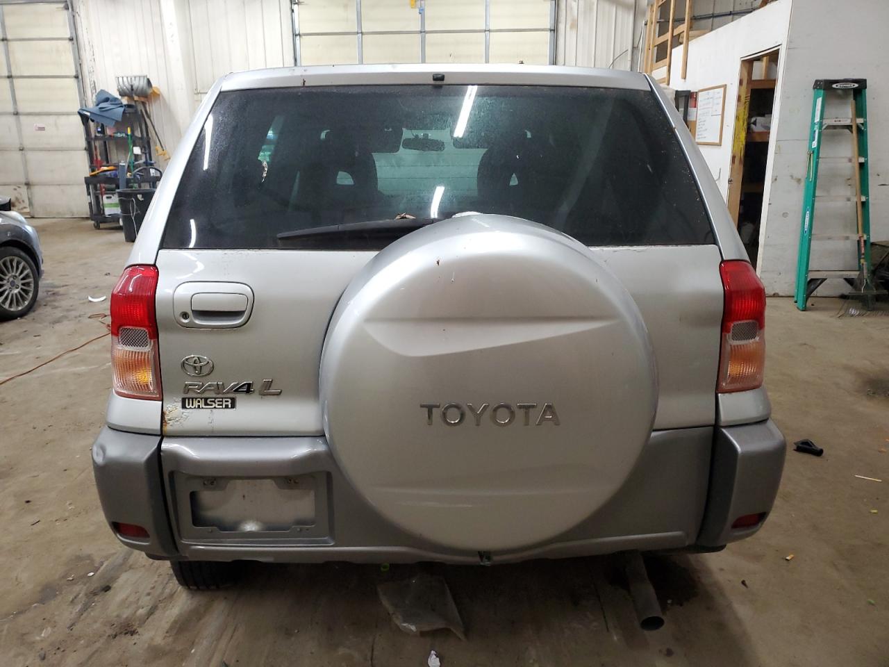 2001 Toyota RAV 4 - Image 6