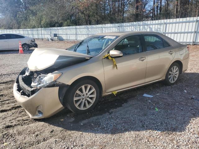 Sedans TOYOTA CAMRY 2012 Kremowy