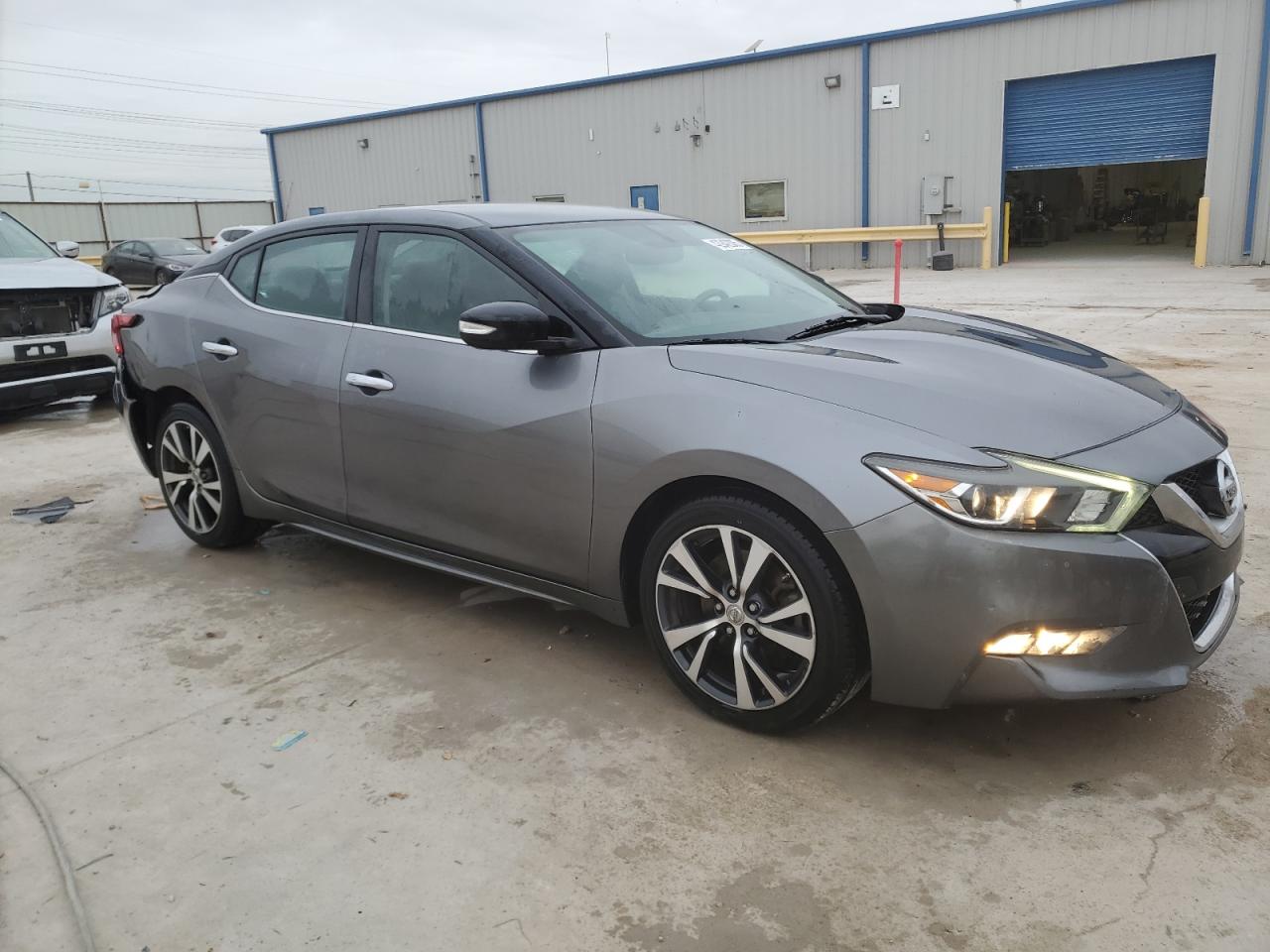 2017 Nissan Maxima - Image 4