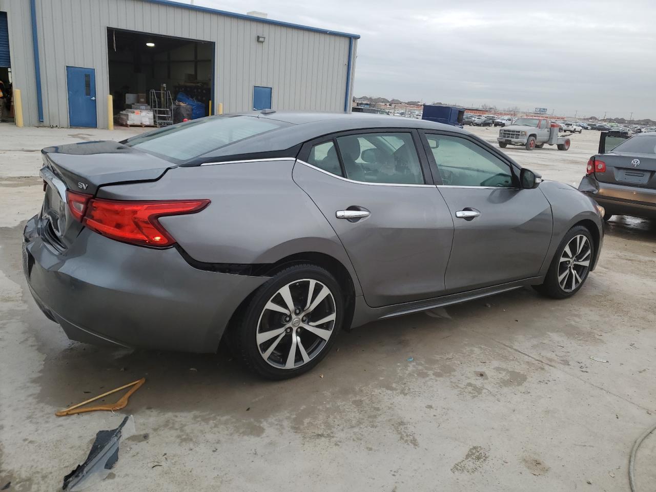 2017 Nissan Maxima - Image 3