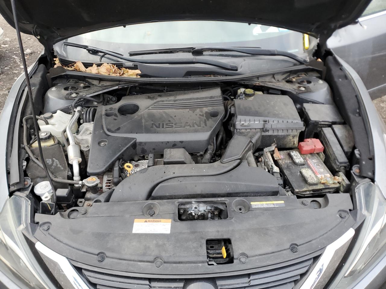 2017 Nissan Altima - Image 11