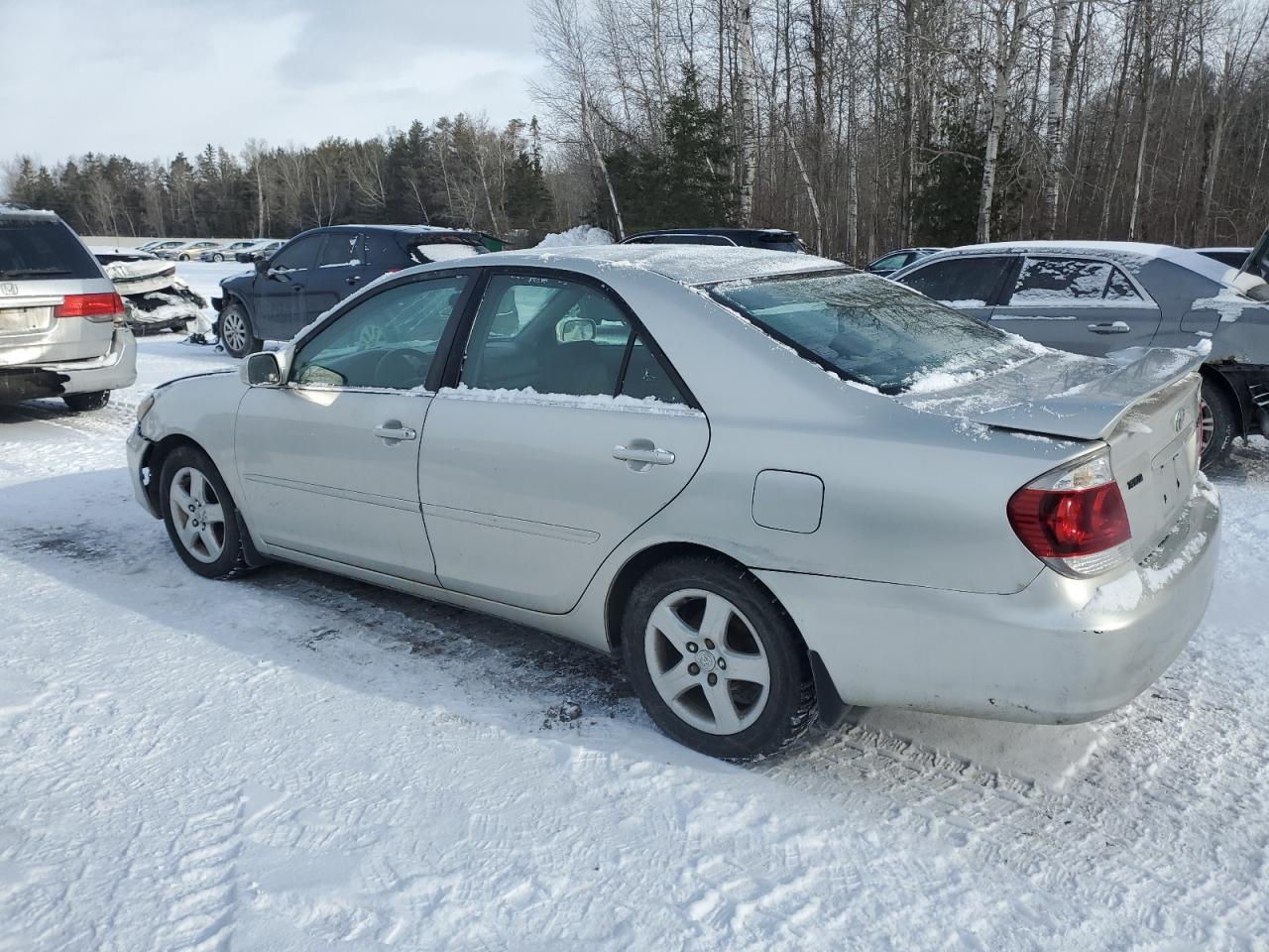 2005 Toyota Camry - Image 2