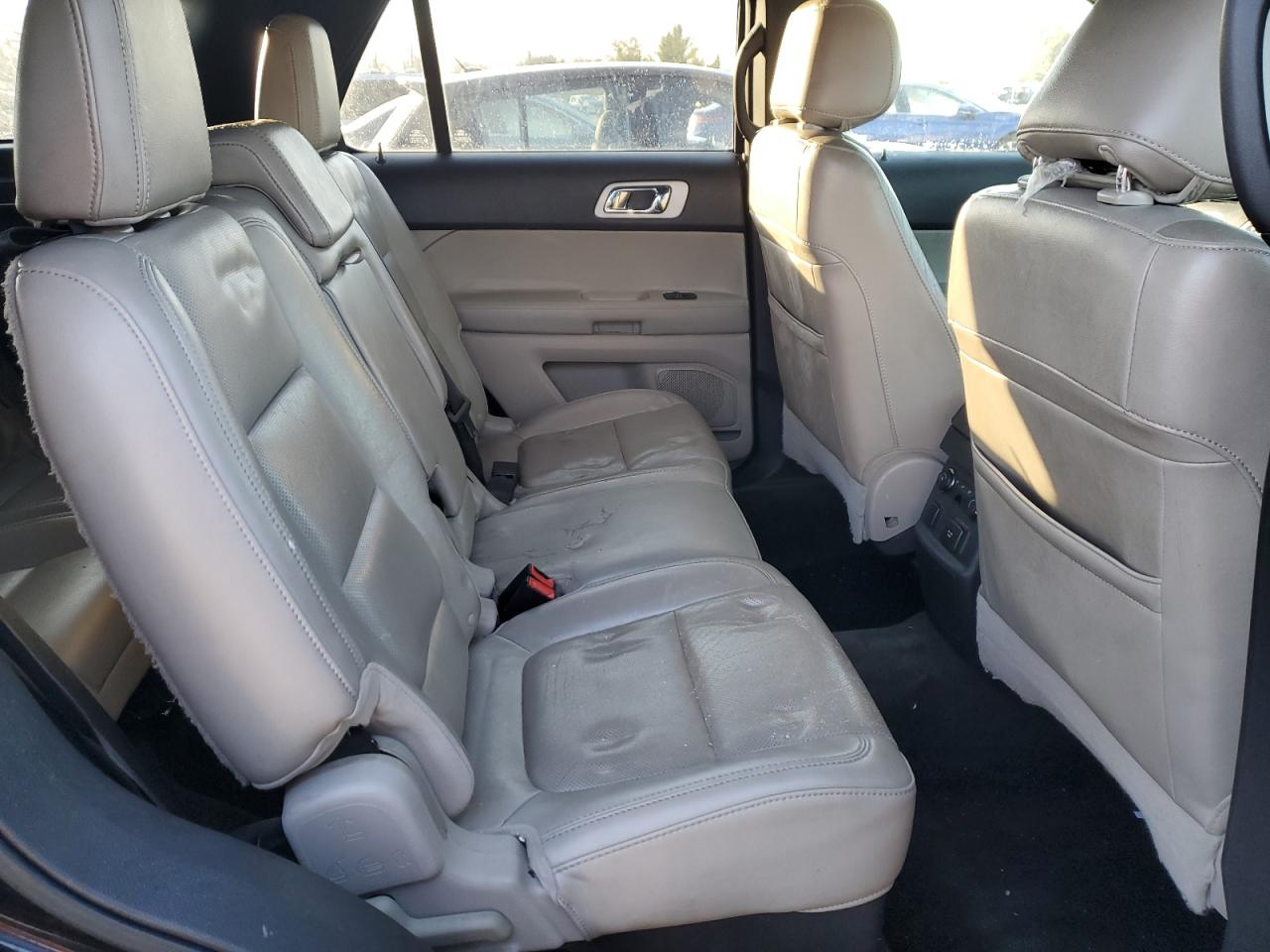 2011 Ford Explorer - Image 11