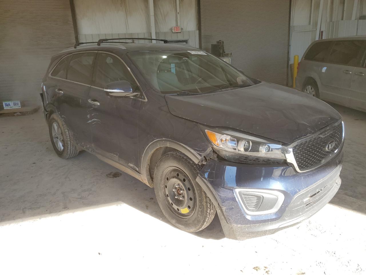 2017 Kia Sorento - Image 4