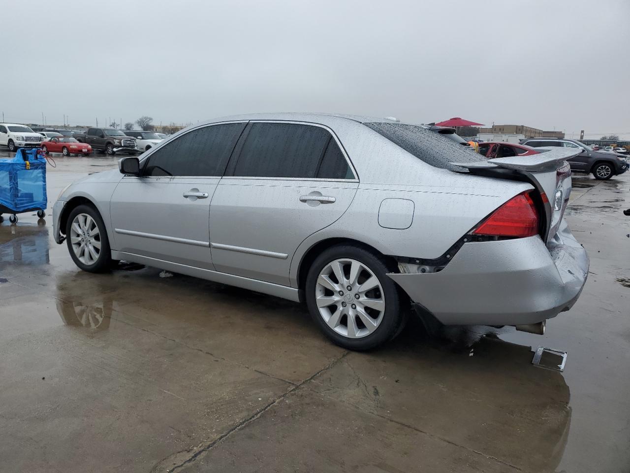2006 Honda Accord - Image 2