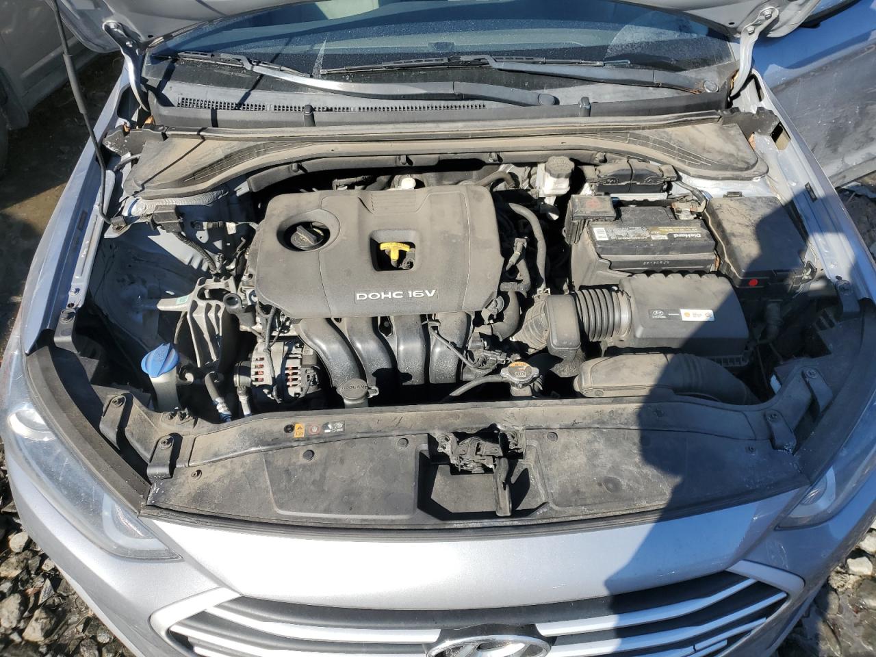 2017 Hyundai Elantra - Image 11