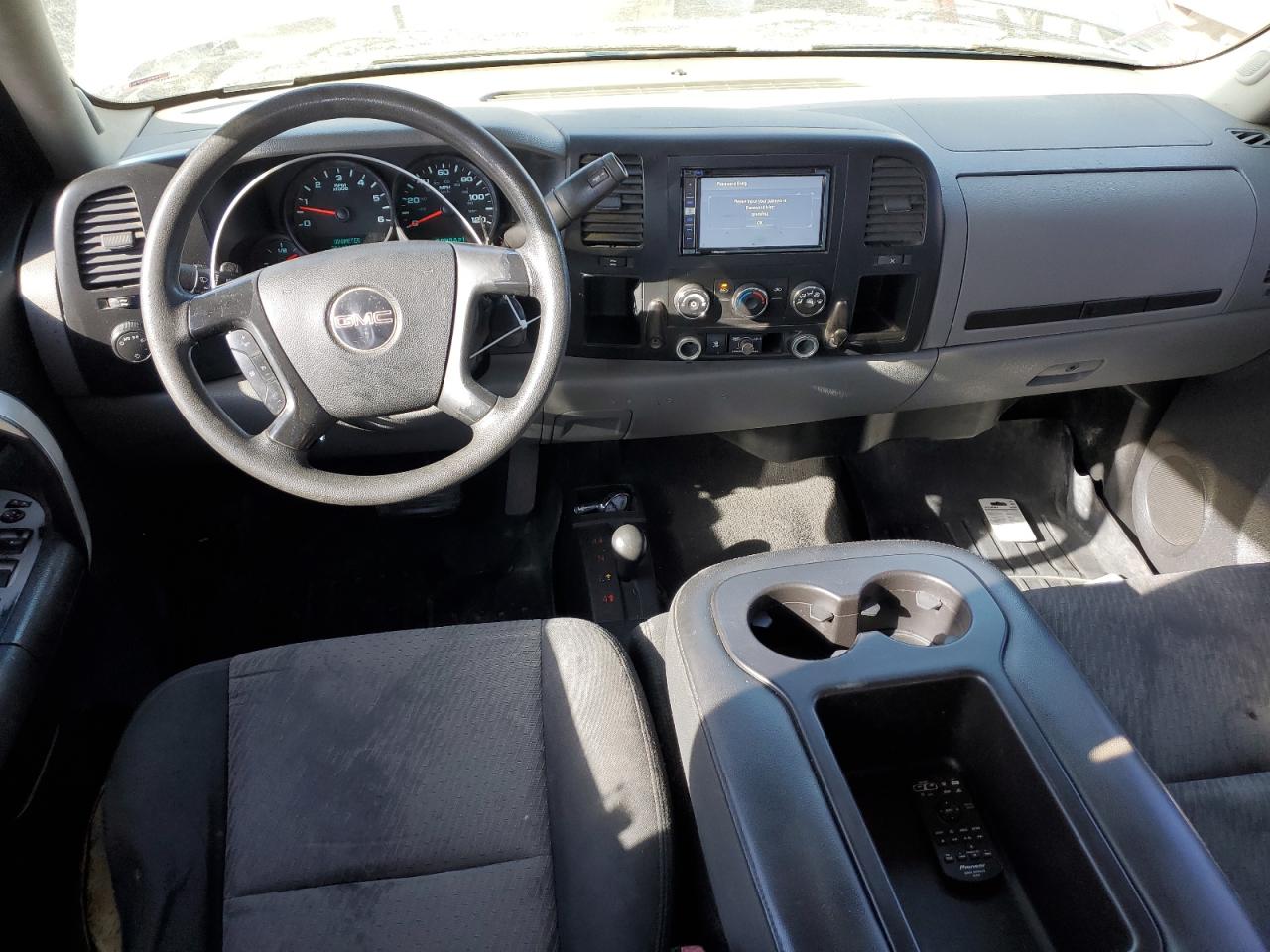2008 GMC Sierra - Image 8