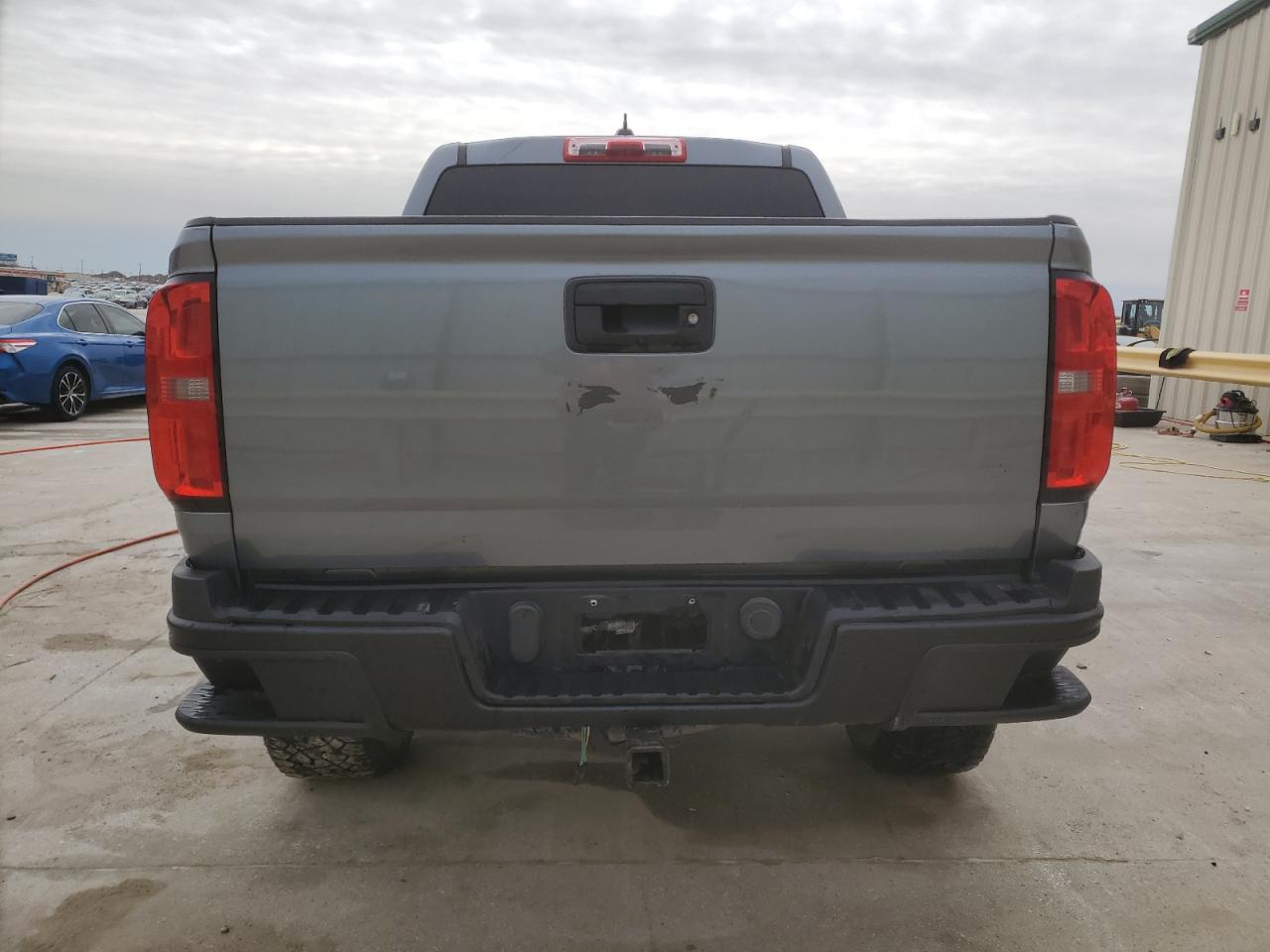 2018 Chevrolet Colorado - Image 6