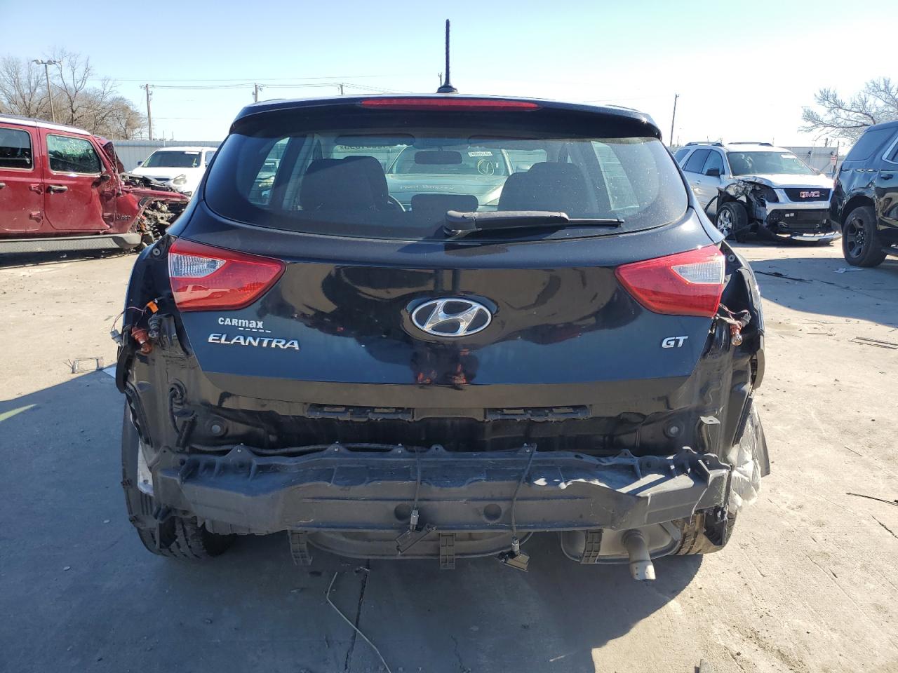 2017 Hyundai Elantra - Image 6