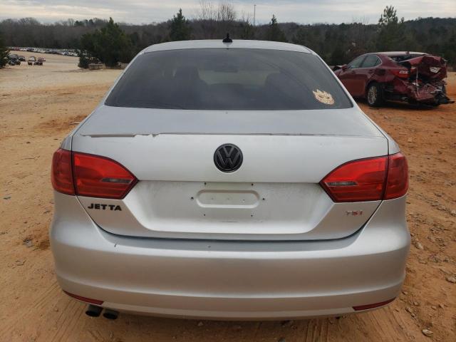  VOLKSWAGEN JETTA 2014 Srebrny