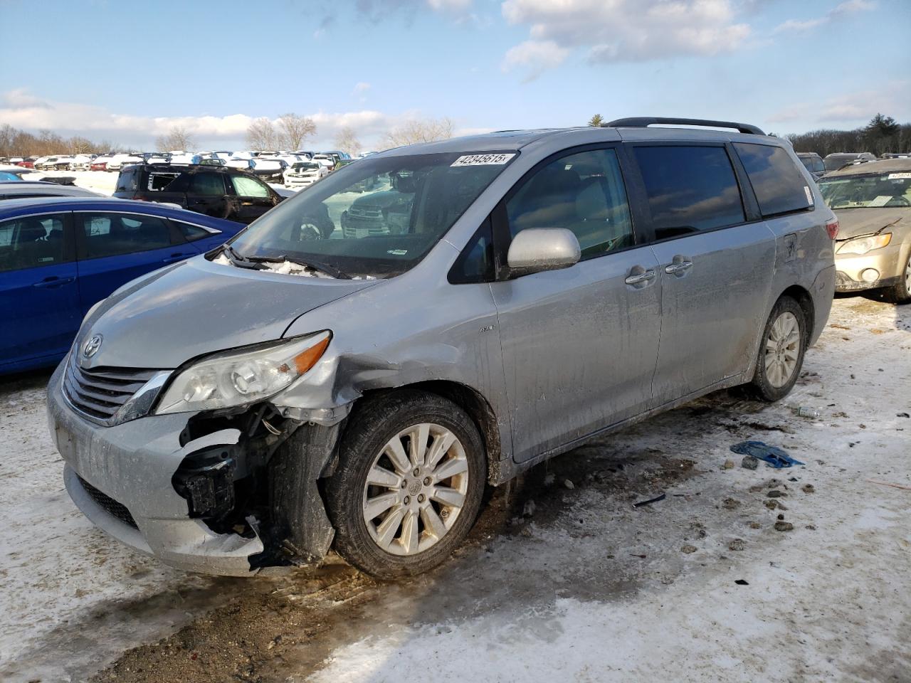 2016 Toyota Sienna - Image 1