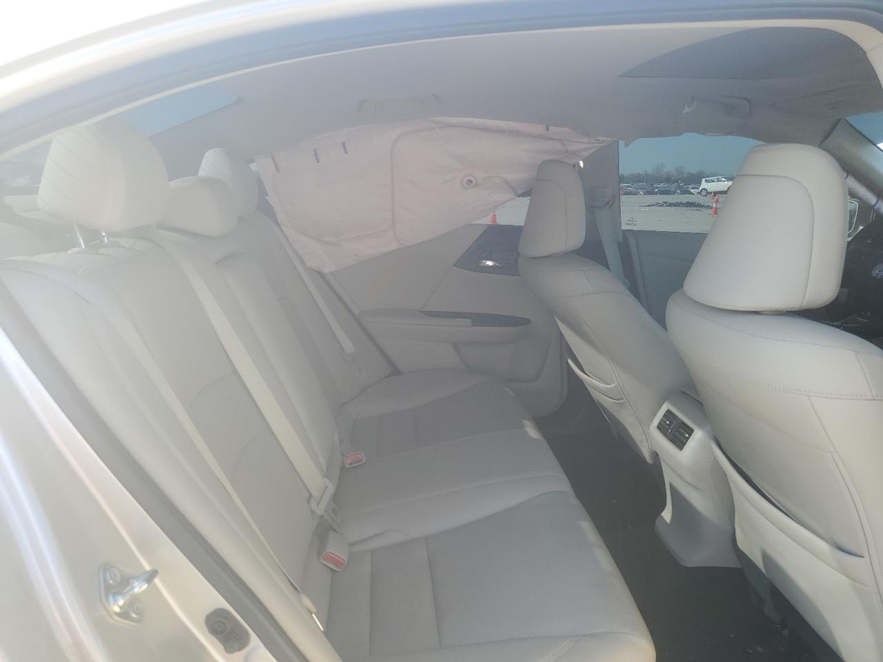 2015 Honda Accord - Image 10