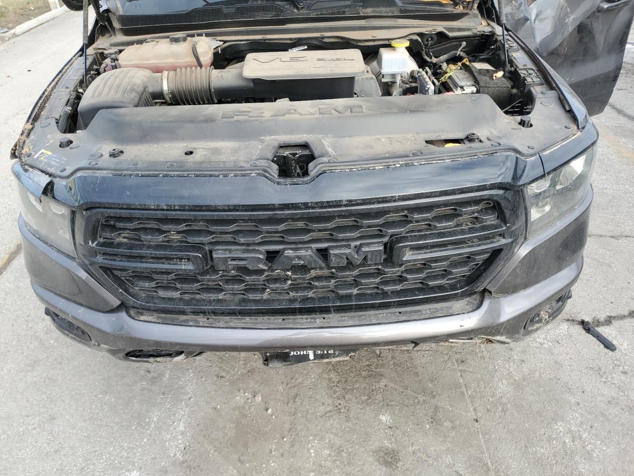 2022 RAM 1500 - Image 11