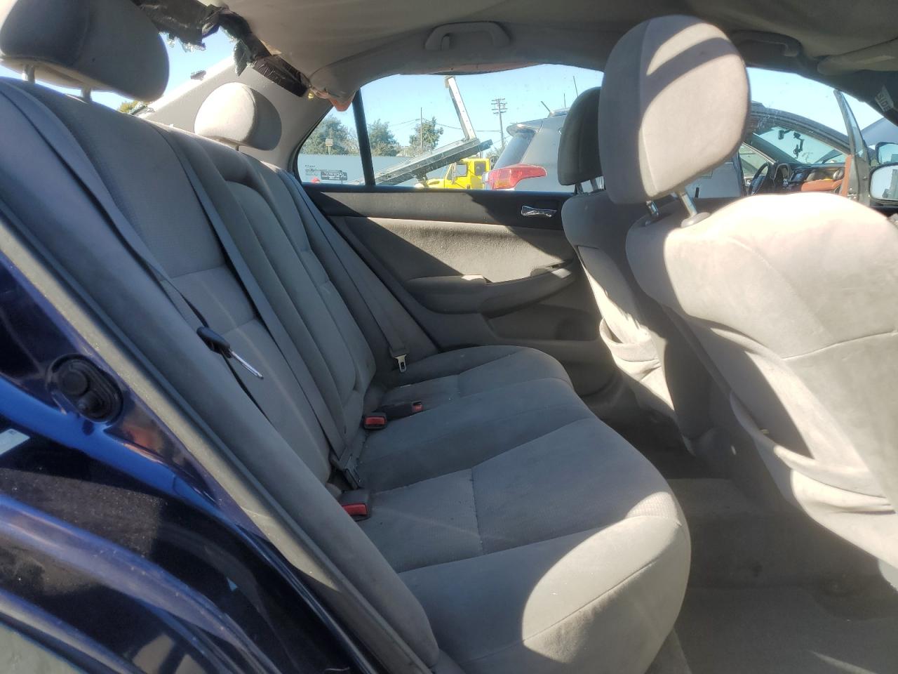 2005 Honda Accord - Image 10