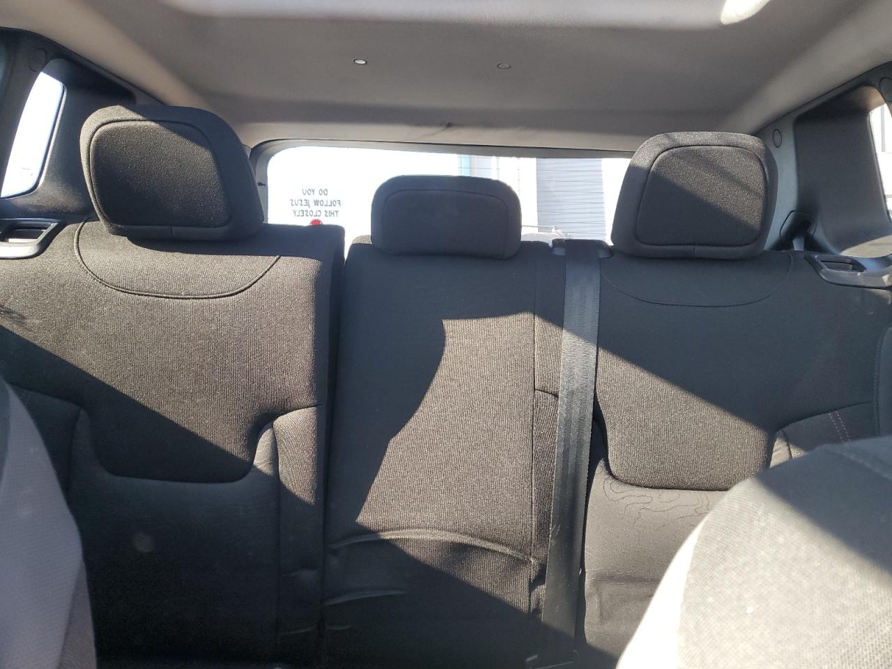 2018 Jeep Renegade - Image 10