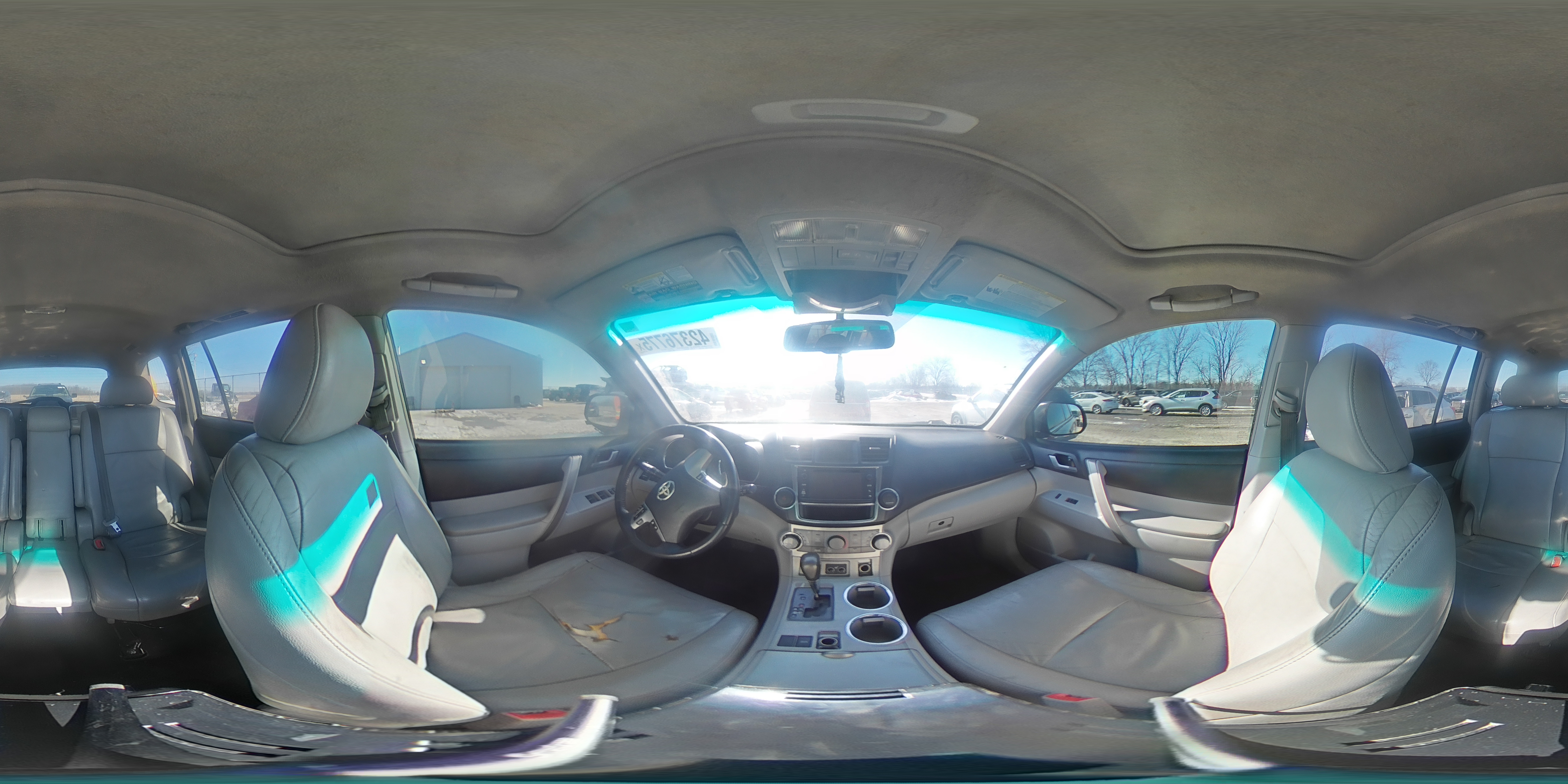 2013 Toyota Highlander - Image 13