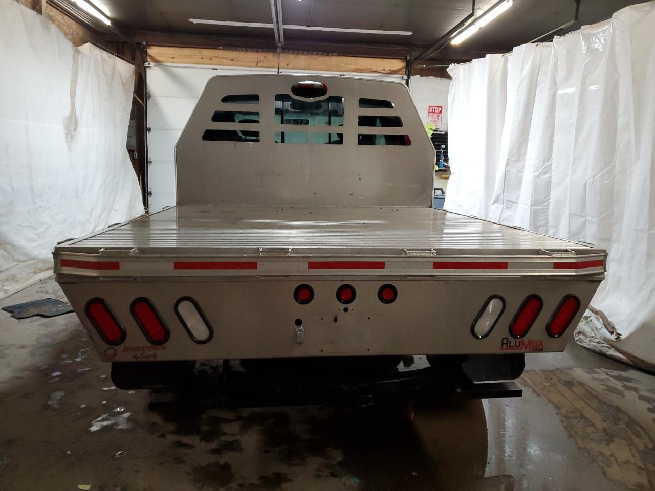 2005 Ford F250 - Image 6