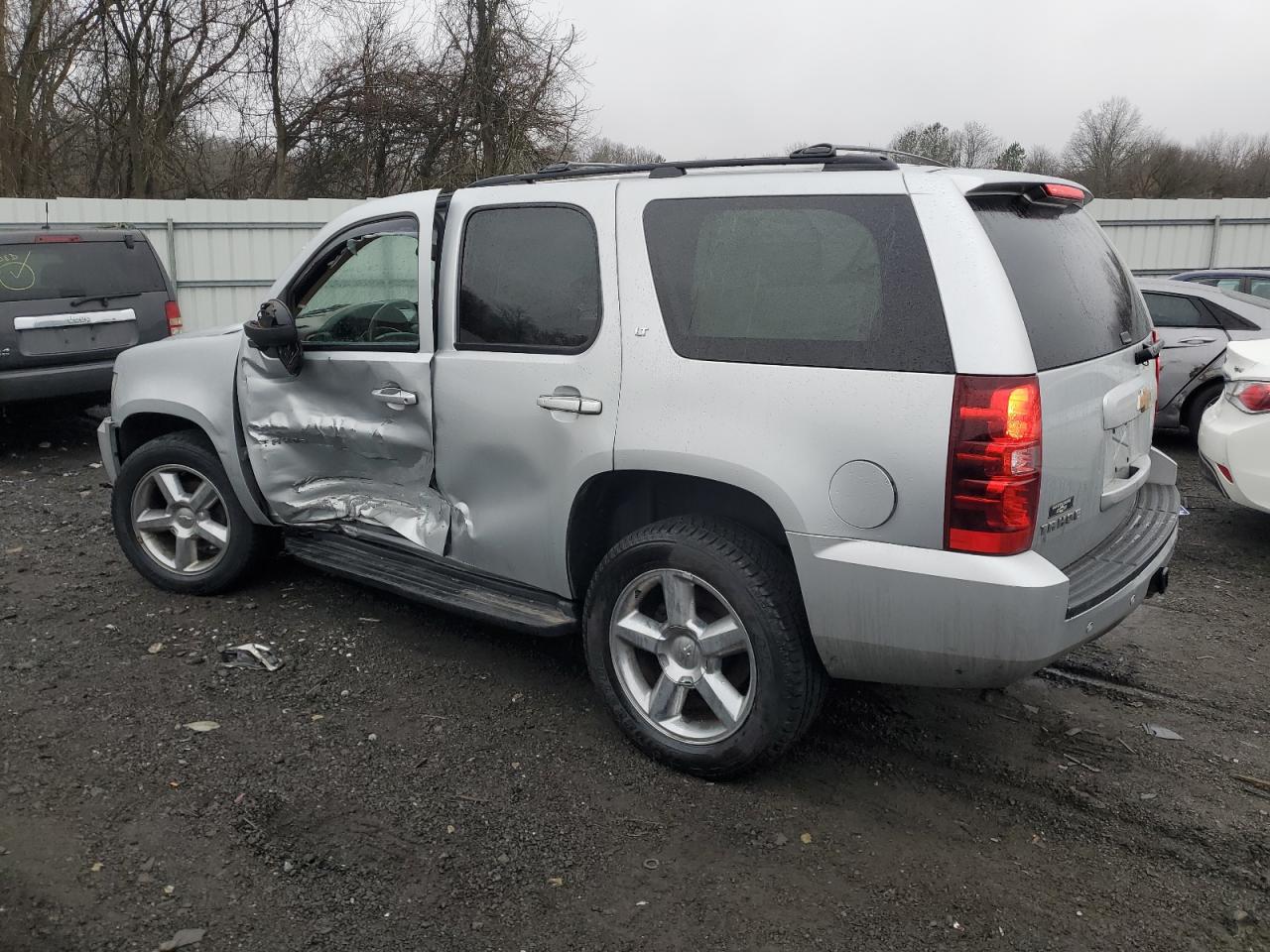 2012 Chevrolet Tahoe - Image 2