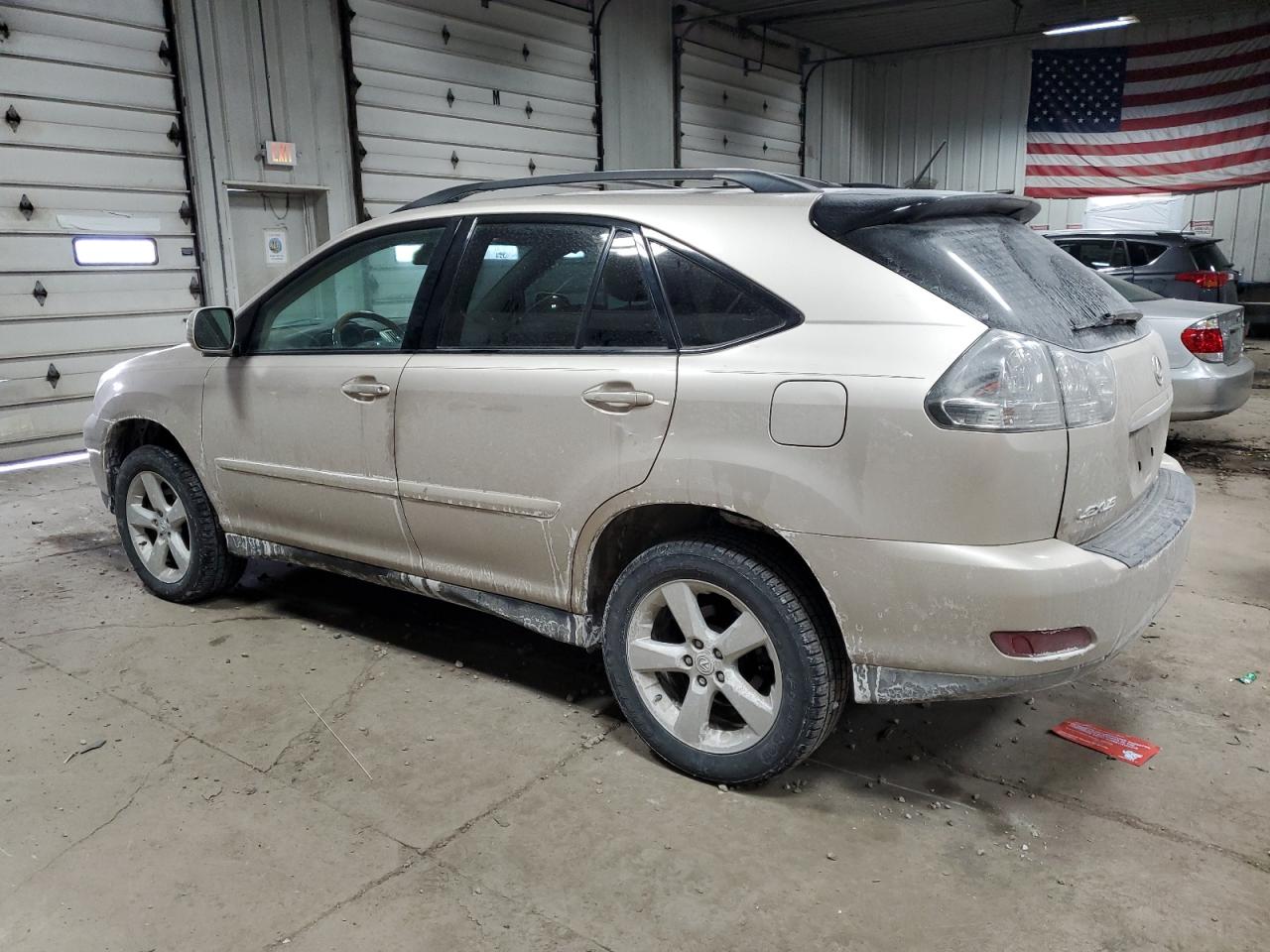 2005 Lexus RX - Image 2