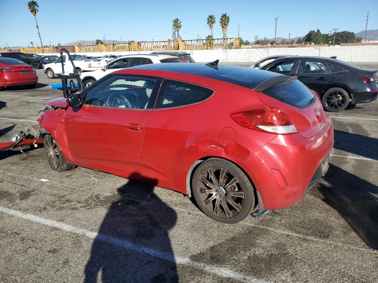 2014 Hyundai Veloster - Image 2