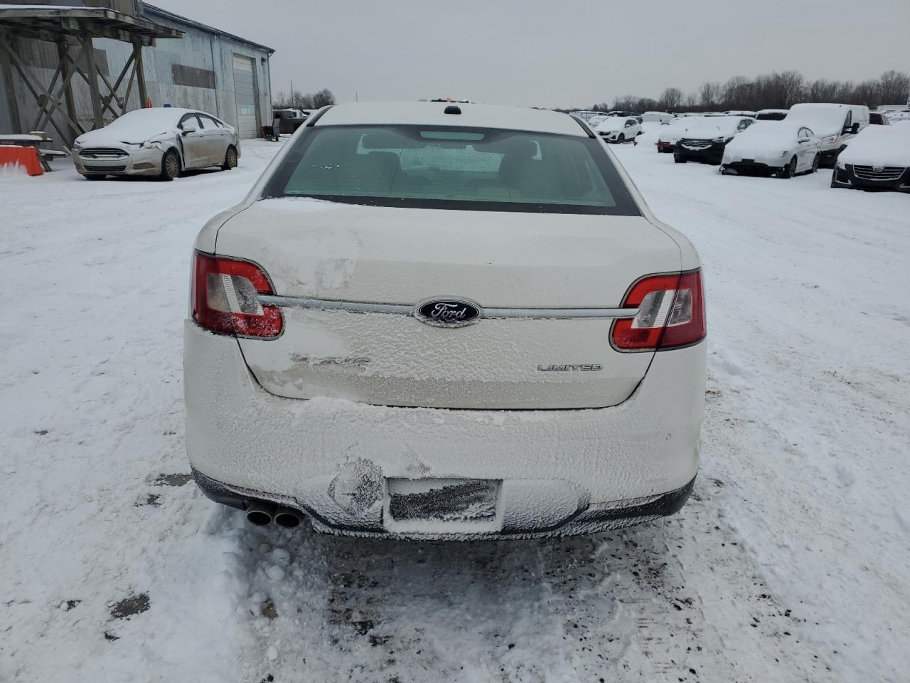 2010 Ford Taurus - Image 6
