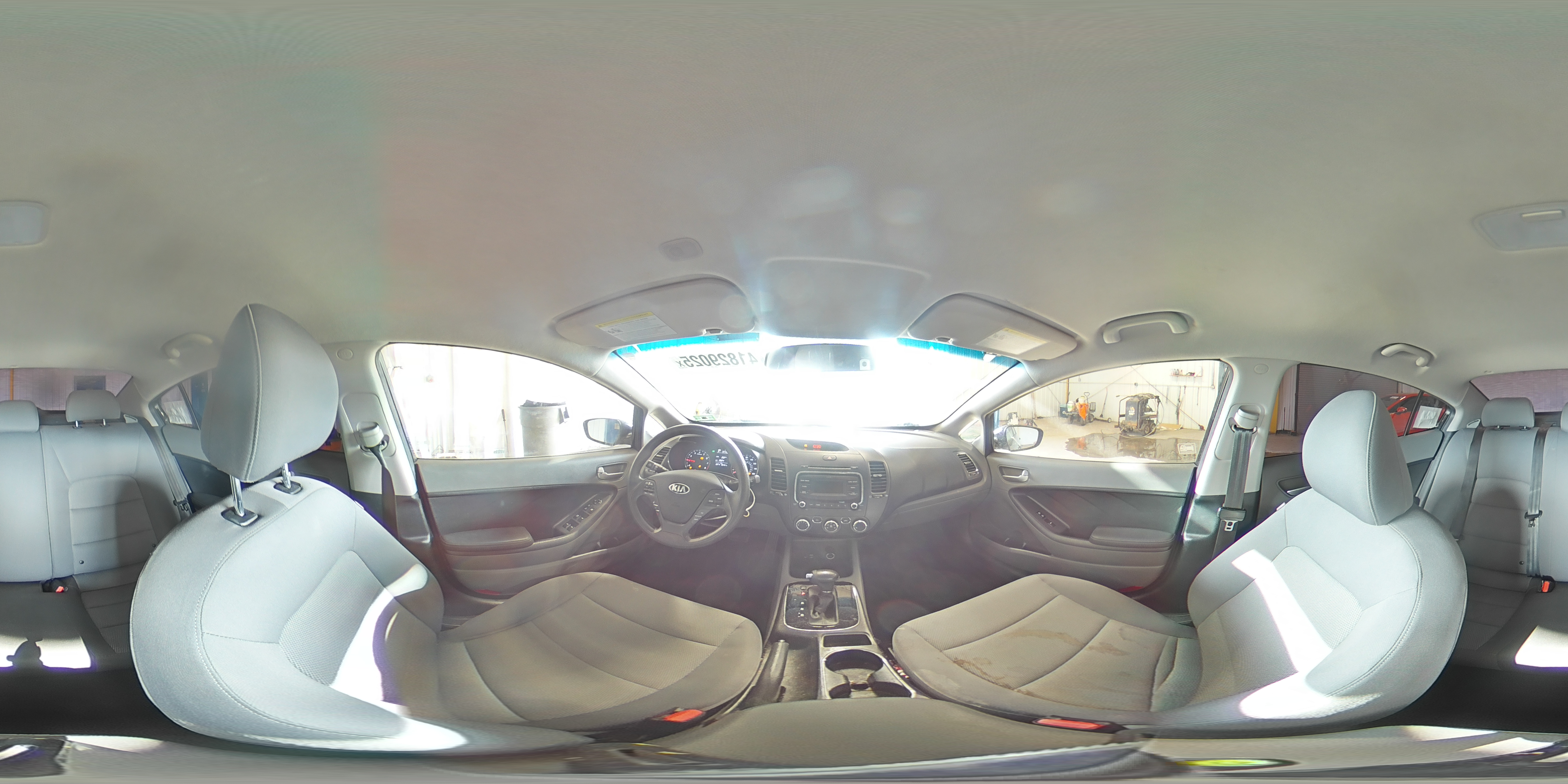 2018 Kia Forte - Image 14