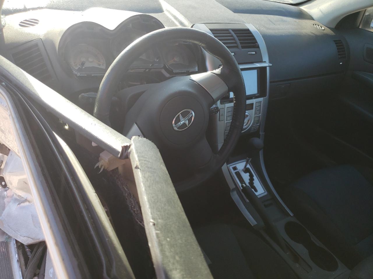 2007 Toyota tC - Image 8