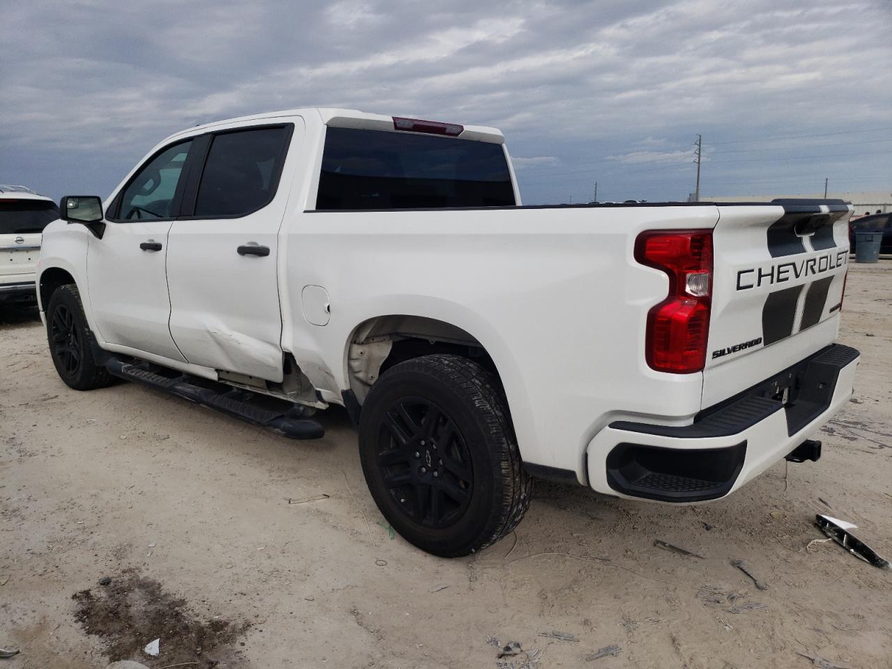 2022 Chevrolet Silverado - Image 2