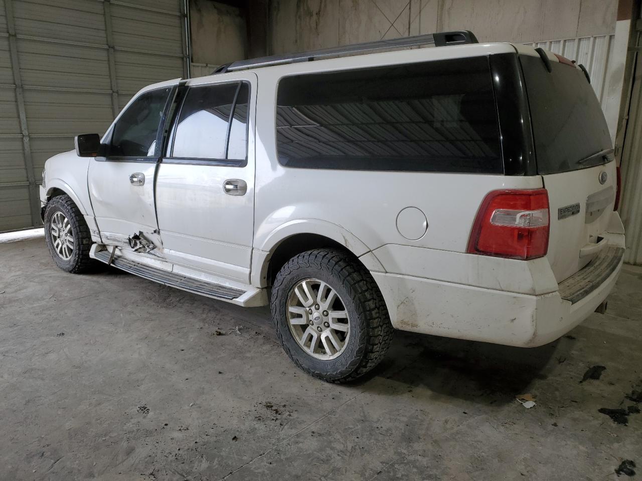 2012 Ford Expedition - Image 2