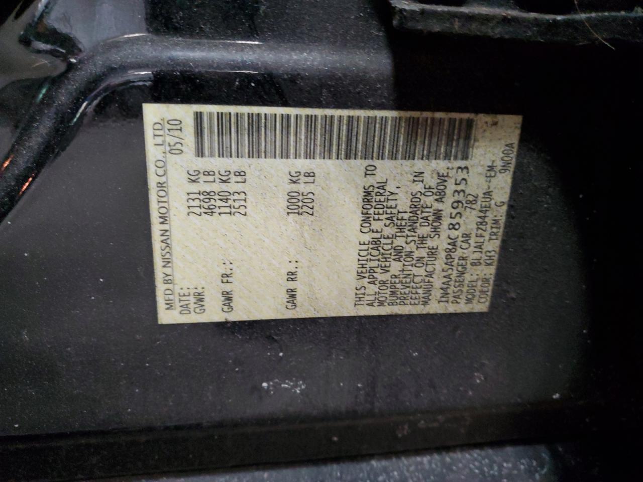 2010 Nissan Maxima - Image 12