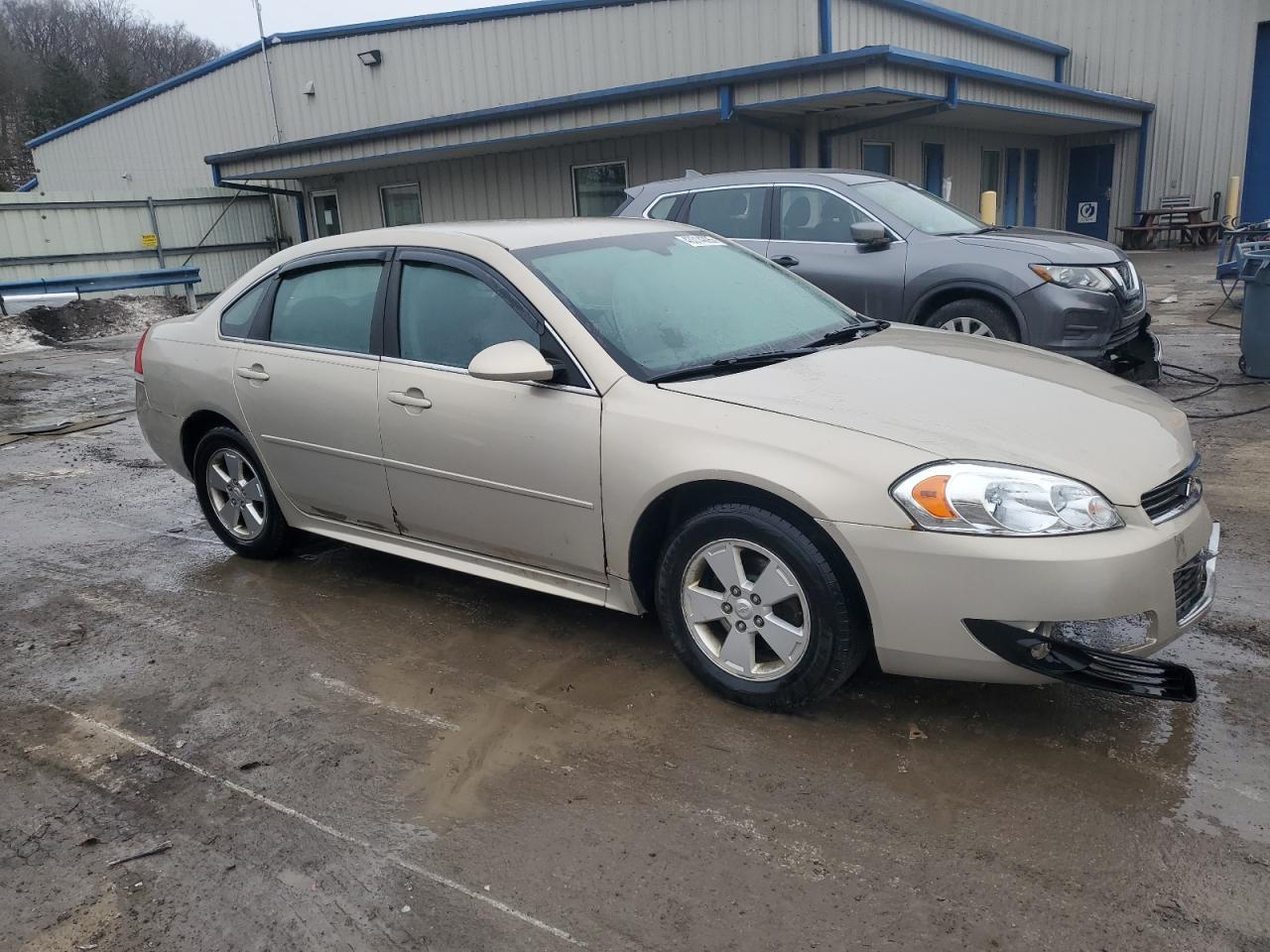 2010 Chevrolet Impala - Image 4