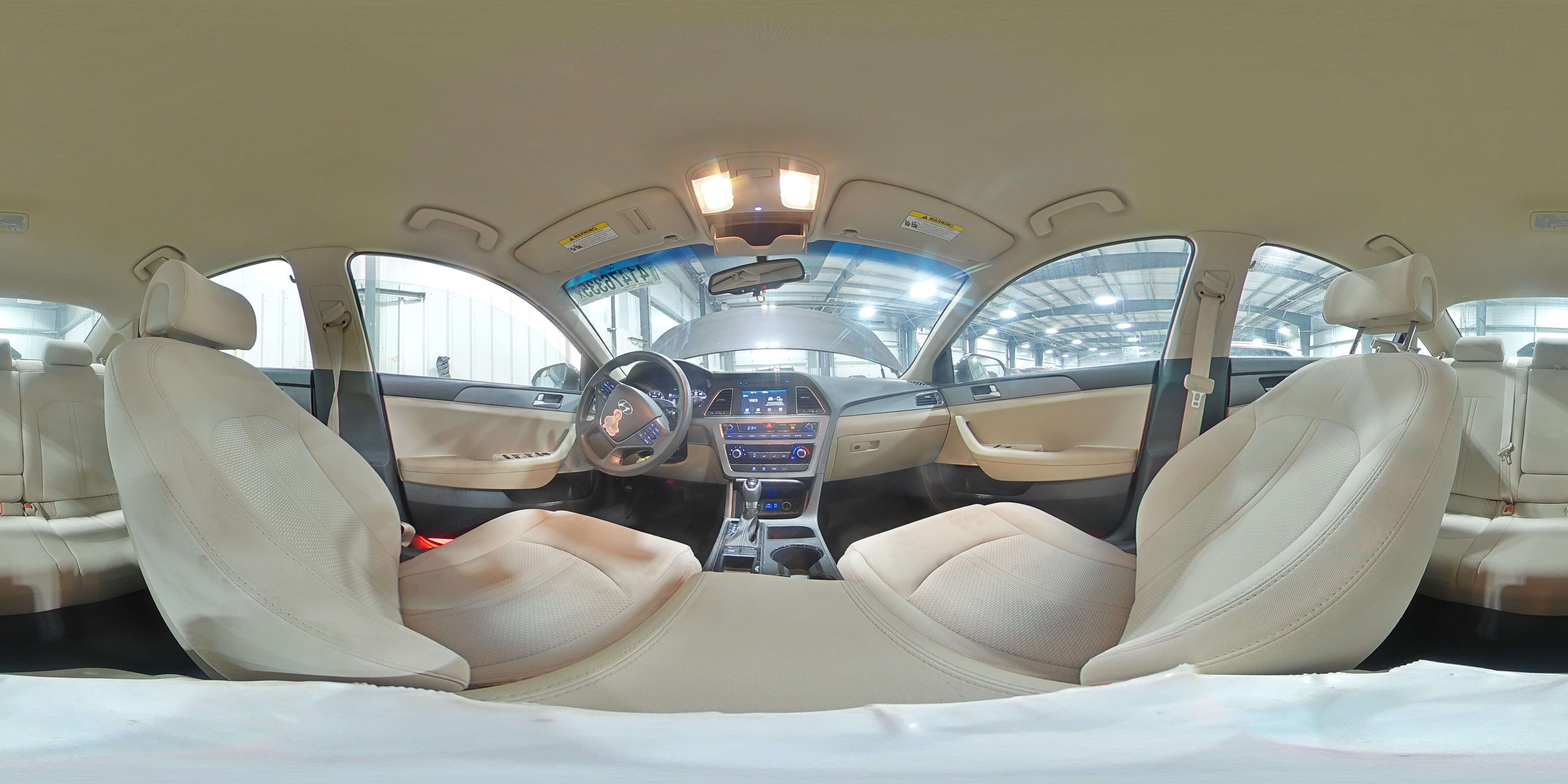 2016 Hyundai Sonata - Image 14