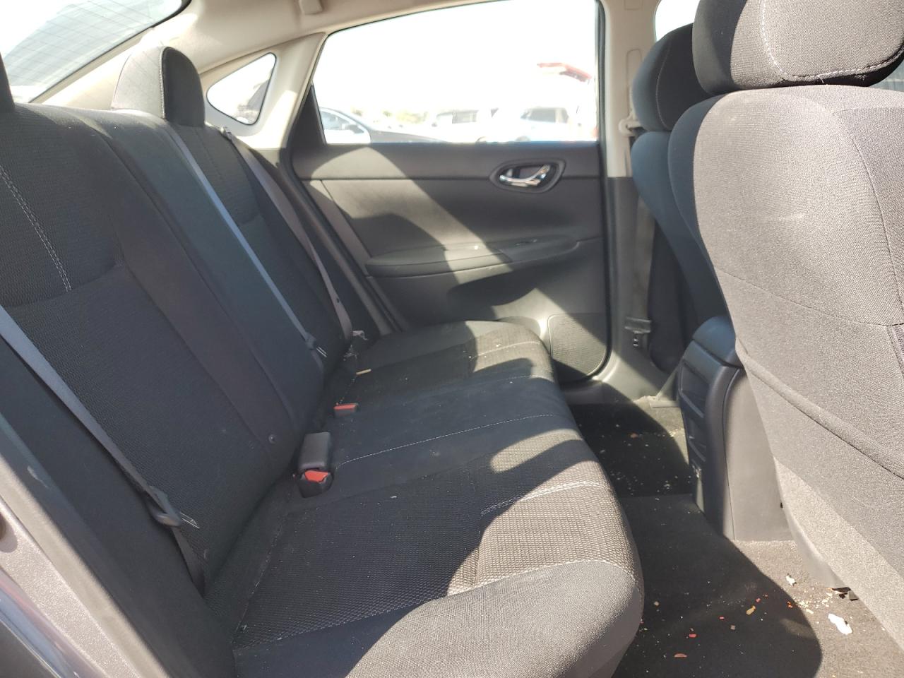 2017 Nissan Sentra - Image 10
