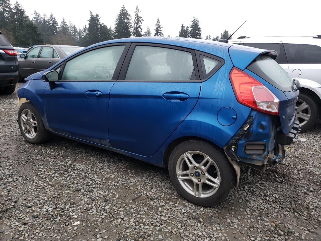 VIN 3FADP4EJ1KM116223 2019 FORD FIESTA no.2