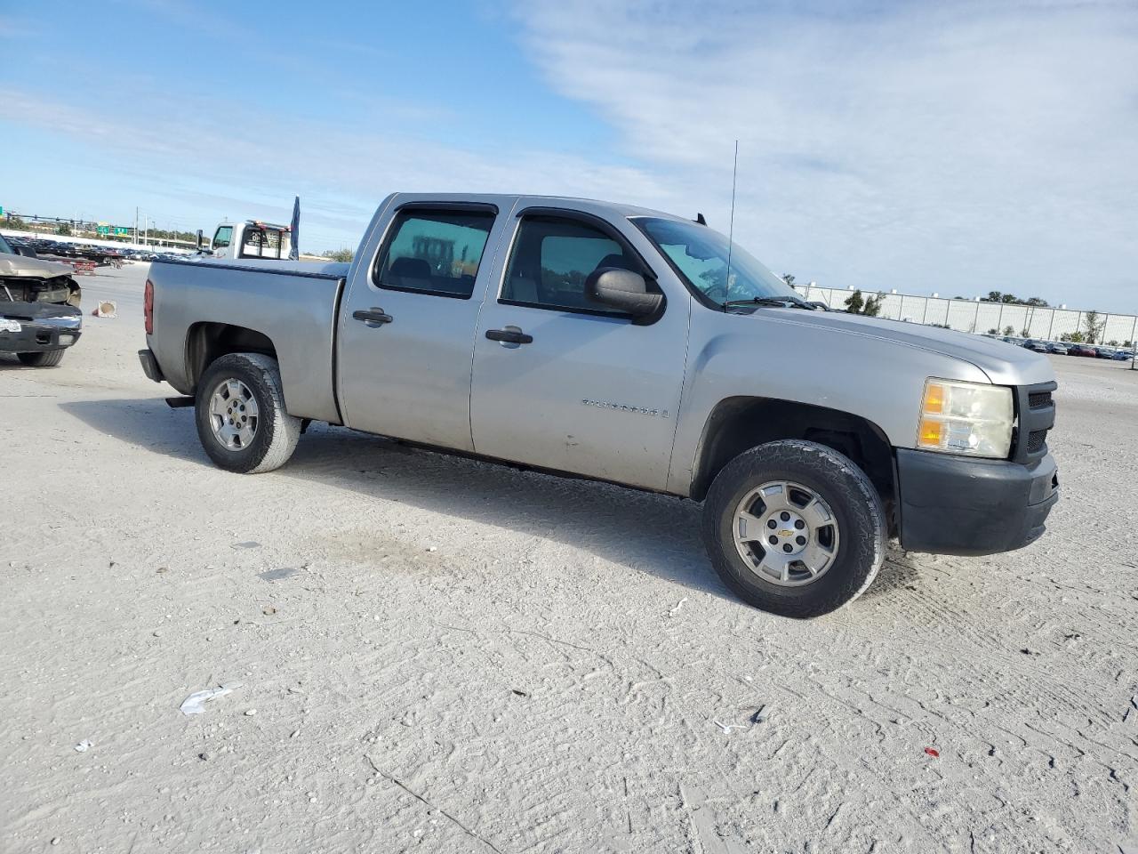 2009 Chevrolet Silverado - Image 4