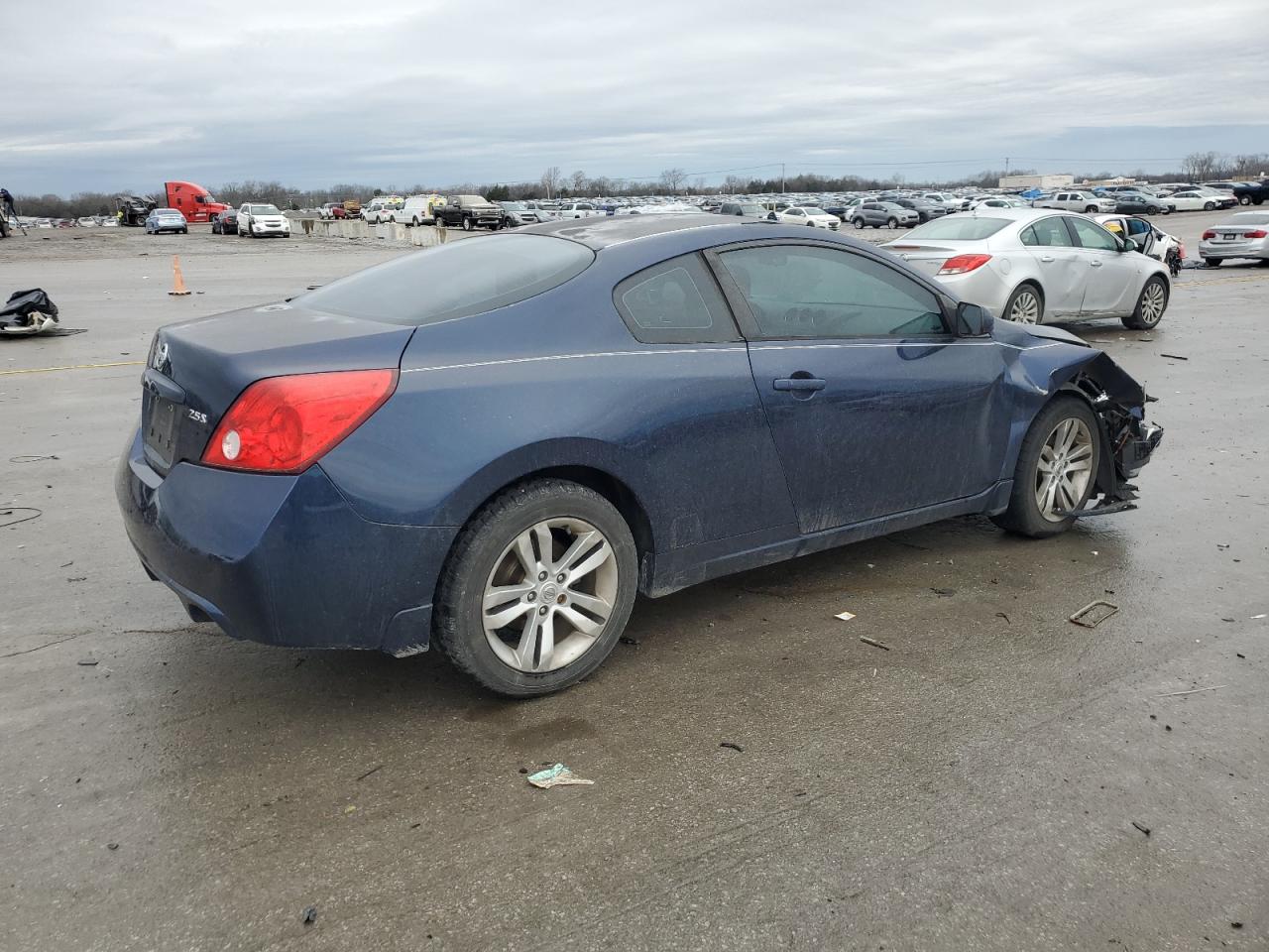 2010 Nissan Altima - Image 3