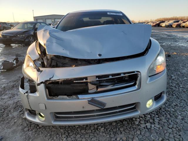  NISSAN MAXIMA 2013 Srebrny