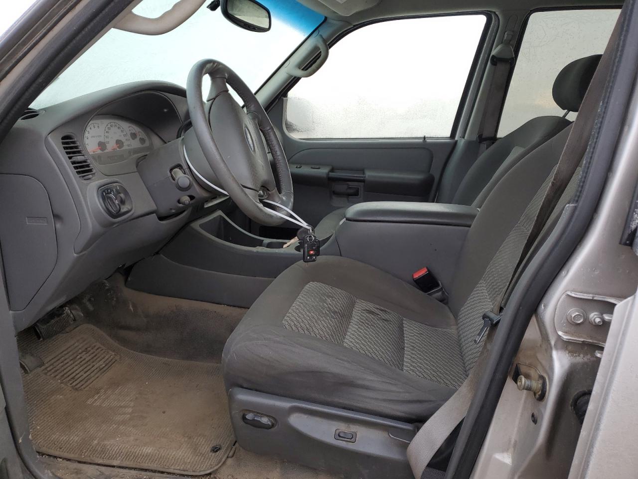 2005 Ford Explorer - Image 7